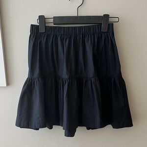 Abercrombie black skirt